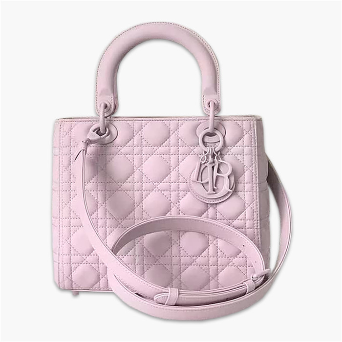 【原版皮】迪奥/Dior 戴妃包,磨砂系列,选用小牛皮绗缝藤格纹,饰有 Ultra matte 饰面金属配饰