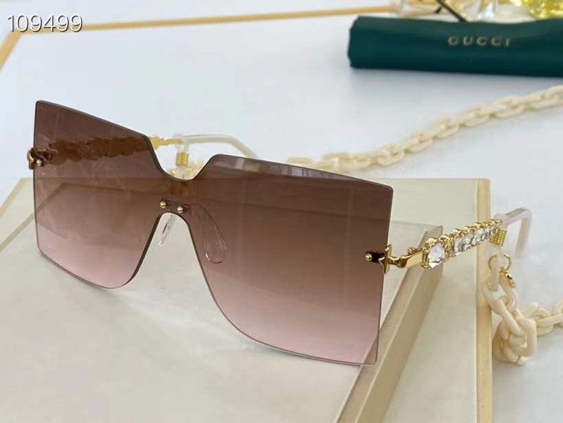 ☆「时尚达人首选」古驰Gucci☆2020全网最新太阳眼镜流行趋势销量排行第一,让你做最耀眼最酷的时尚达人