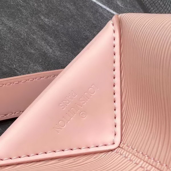 【原版皮】路易威登/LV 手袋,以Taurillon皮革勾勒挺括构型袋身,顶部手柄实现优雅手提,可拆卸肩带方便斜挎,款号:M51333