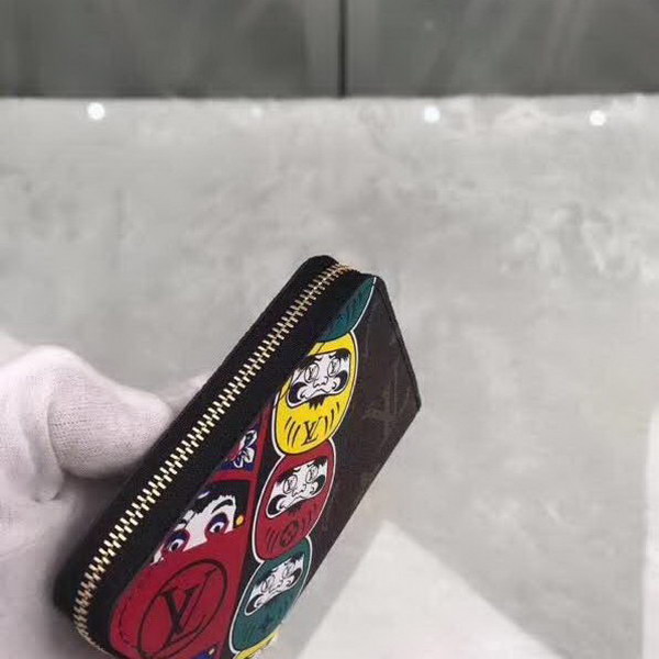 【原版皮】路易威登/LV 拉链零钱包，取材Monogram帆布，借鉴山本宽斋的艺术特色，缤纷展现歌舞伎，脸谱元素，外形小巧且极为实用，款号：M67250