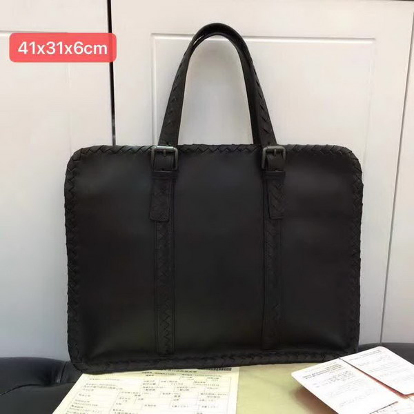 【原版皮】宝缇嘉/BV 男士公文包,采用蜡胎牛皮精心裁制而成,质地轻盈,空间充裕,携带方便,款号:80188802