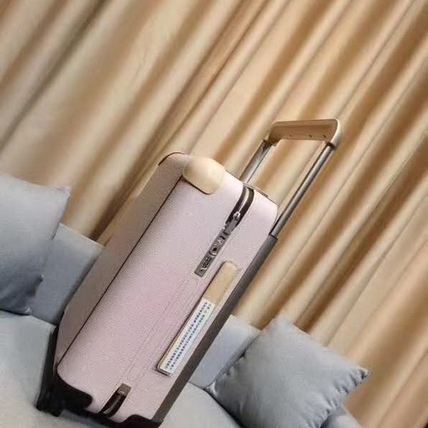 路易威登/LV 旅行箱,釆用经典水波纹系列,变色皮,铝制宽拉杆时尚大气,独特设计理念,时尚潮流,众多明星同款