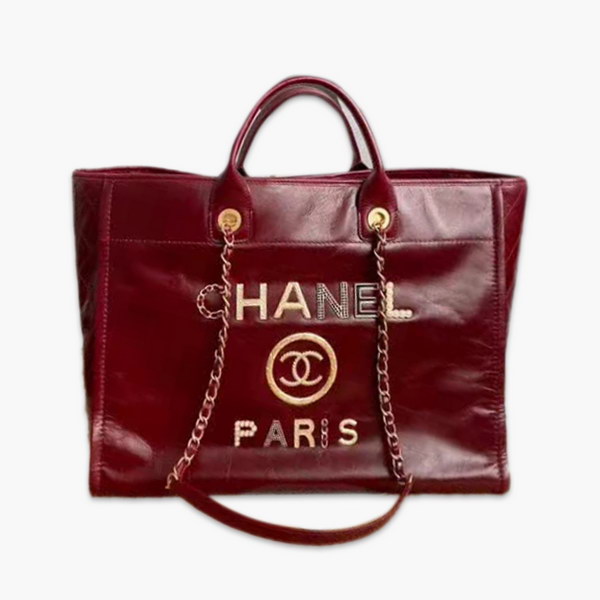 【原版皮】香奈儿/Chanel 购物袋 ,采用进口油腊牛皮,配顶级精美古铜金五金,非常高档新颖独特,休闲又时尚、又会掀起一股热潮,五金 ogo镶珍珠,款号:AS8375