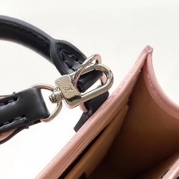 【原版皮】路易威登/LV Petit  Sac Plat手袋, Epi皮革浓缩经典设计,轻盈而充裕的构型可容纳手机等日常所需,可拆卸肩带实现手提,肩背和斜挎选择,款号:M69575