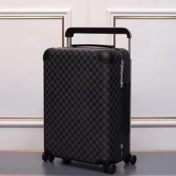 路易威登/LV Horizon 55旅行箱,每一处设计细节无不散发出创新与轻盈的风格,全新的TSA箱锁到滚轮,创新四轮拉杆箱,提供令人惊异的高容量,,款号:N23209