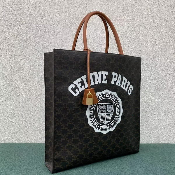 【原版皮】赛琳/Celine 老花系托特包,TRIOMPHE帆布混搭羊皮,整个包以凯旋门标志为主,包边以棕色为主围绕开口,焦糖棕色搭配老花添加了复古元素,款号:190172