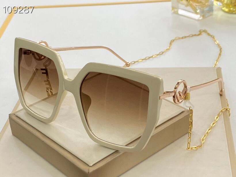 ☆「时尚达人首选」芬迪Fendi☆2020全网最新太阳眼镜流行趋势销量排行第一,让你做最耀眼最酷的时尚达人