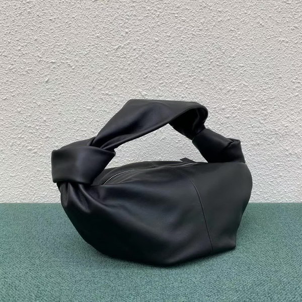 【原版皮】宝缇嘉/BV 打结包,饺子称号,仙女一定要入手,日常百搭,容量实在优秀,质感好的没得说,很能装哦,款号:629635