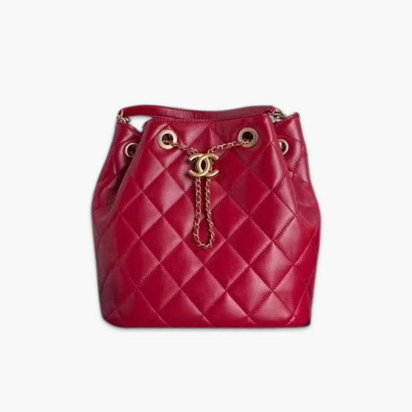 【原版皮】香奈儿/Chanel 新款抽绳包,选用小羊皮经过特殊工艺抛光,皮面略微亮闪闪,增加了耐磨度同时又超质感,经典的菱格纹设计,双C纽扣设计,19的皮穿金属粗链条,款号:AS1900