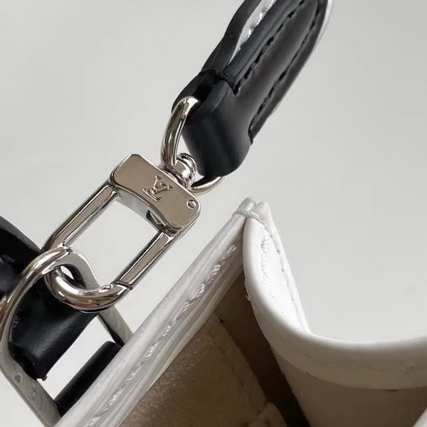 【原版皮】路易威登/LV Petit  Sac Plat手袋, Epi皮革浓缩经典设计,轻盈而充裕的构型可容纳手机等日常所需,可拆卸肩带实现手提,肩背和斜挎选择,款号:M69441