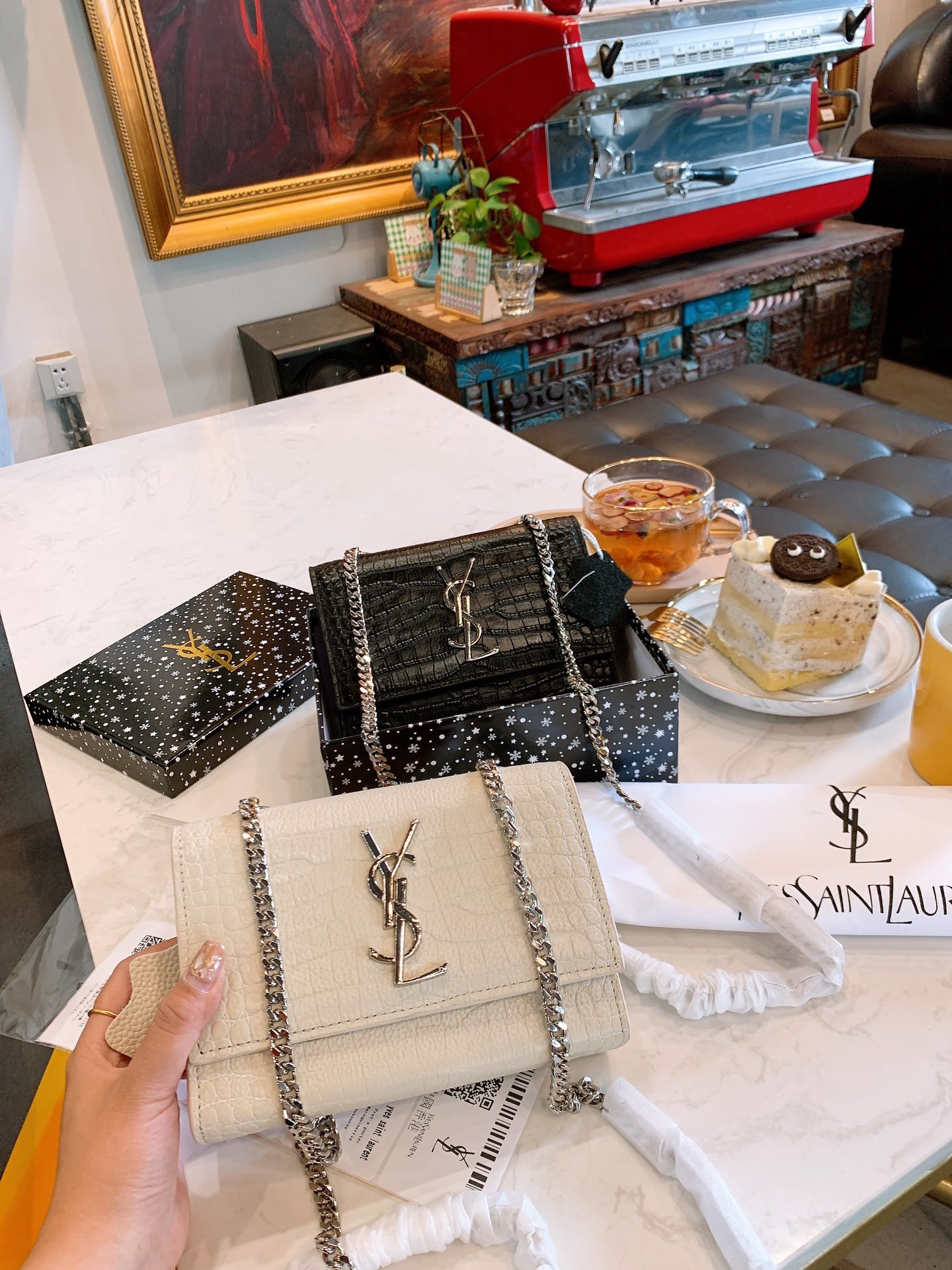 YSL LB0912005020105 size: 18x14cm