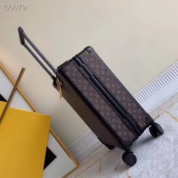 路易威登/LV 旅行箱,釆用高端PVC面料,耐磨,高档大气的LOGO,独特设计理念,趣味横生,时尚潮流,复古风格与完美工艺,二者结合