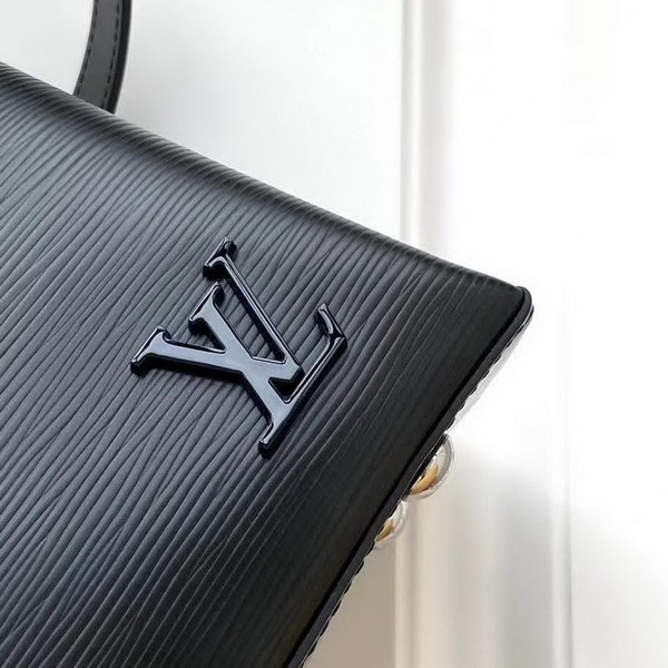 【原版皮】路易威登/LV 手袋,以Taurillon皮革勾勒挺括构型袋身,顶部手柄实现优雅手提,可拆卸肩带方便斜挎,款号:M51333