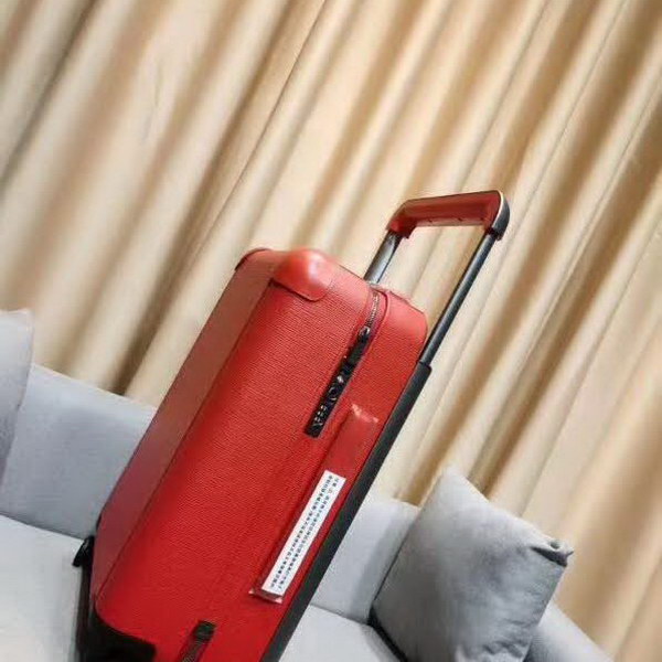 路易威登/LV 旅行箱,釆用经典水波纹系列,变色皮,铝制宽拉杆时尚大气,独特设计理念,时尚潮流,众多明星同款