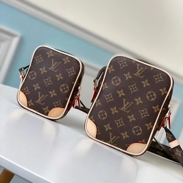 【原版皮】路易威登/LV 二合一相机包,以扑克花样碰撞传奇Monogram花纹,给时空界限按下消除键,每个扑克牌面,都是时尚王牌,款号:M44398
