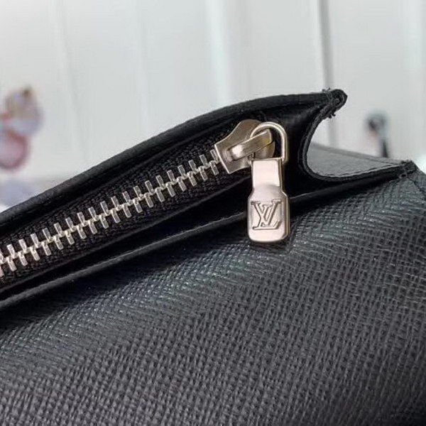 【原版皮】路易威登/LV 大格BRAZZA 钱夹,由Damier Graphite Pixel涂层帆布制成,以像素形式演绎经典Damier棋盘格图案,凸显未来感,集各种口袋、隔层与信用卡槽于一身,时尚便利,款号:N66540