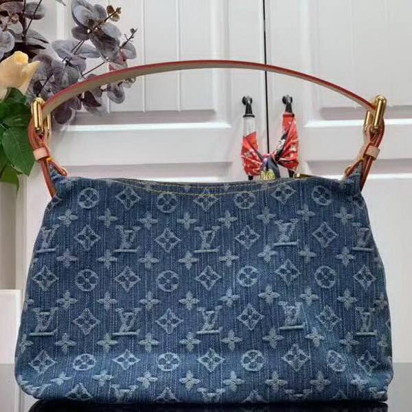 【原版皮】路易威登/LV 中古系列牛仔布手提包,选用丹宁材质铺陈Monogram图案,彰显手袋的同时囊括功能性细节,精巧点缀金色金属件,款号:M95050