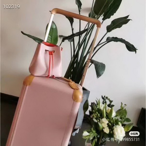 路易威登/LV 旅行箱,釆用经典水波纹系列,变色皮,铝制宽拉杆时尚大气,独特设计理念,时尚潮流,众多明星同款