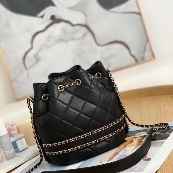 【原版皮】香奈儿/Chanel 抽绳包,采用进口羊皮配精美复古五金,整体设计充满激情元素,单肩、斜挎更时尚,更具有创意和别致风格,各大女星,时尚博主都人手一只,款号:AS1266