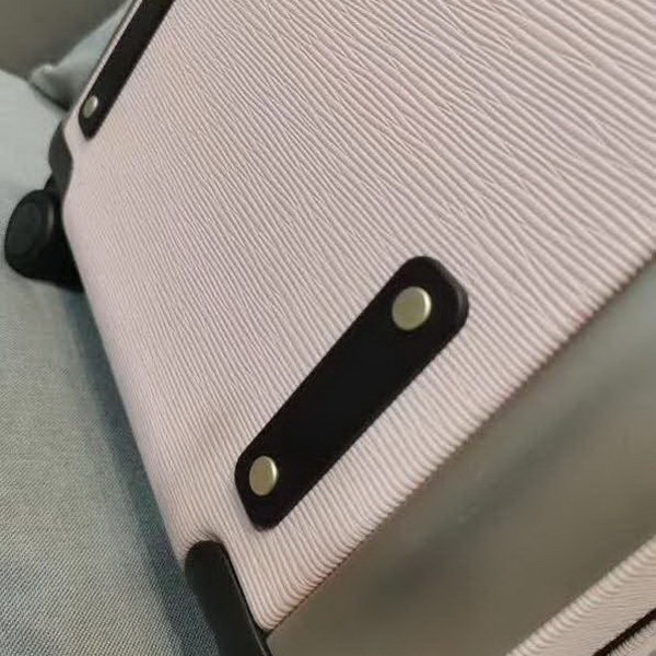 路易威登/LV 旅行箱,釆用经典水波纹系列,变色皮,铝制宽拉杆时尚大气,独特设计理念,时尚潮流,众多明星同款