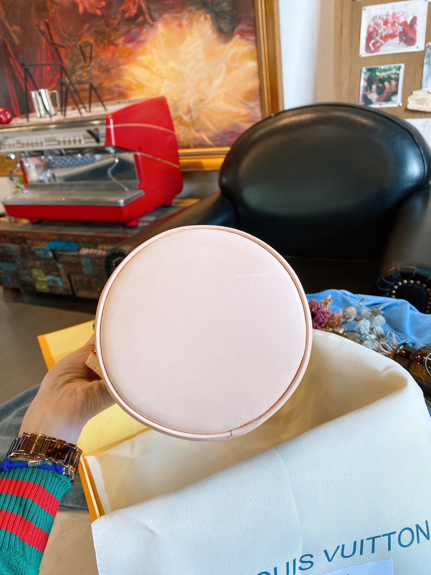 LOUIS VUITTON LB5912005020109 size: 22x15x20cm