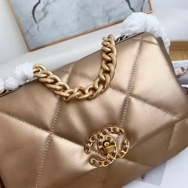 【原版皮】香奈儿/Chanel 19 Bag系列口盖包,采用轻盈绵柔质感山羊皮结合大菱格设计元素,链条拼接古金,古银,亮银,款号:AS1160