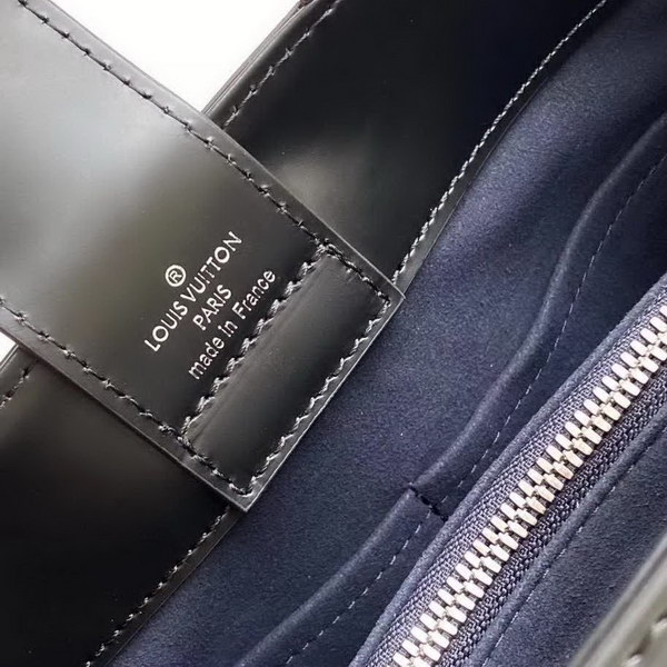 【原版皮】路易威登/LV 手袋,以Taurillon皮革勾勒挺括构型袋身,顶部手柄实现优雅手提,可拆卸肩带方便斜挎,款号:M51333