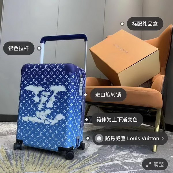 路易威登/LV Horizon 55拉杆箱在Virgil Abloh笔下舒展天朗云清的美好图景,品牌标识在宛若晴空的Monogram帆布上舒卷游移,搭配手柄和双轮等灵活设计