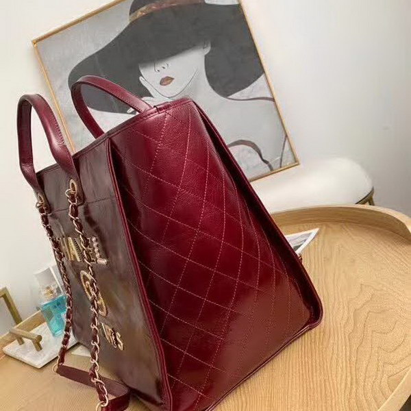 【原版皮】香奈儿/Chanel 购物袋 ,采用进口油腊牛皮,配顶级精美古铜金五金,非常高档新颖独特,休闲又时尚、又会掀起一股热潮,五金 ogo镶珍珠,款号:AS8375