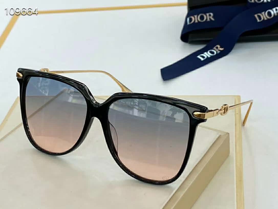 ☆「时尚达人首选」迪奥Dior☆2020全网最新太阳眼镜流行趋势销量排行第一,让你做最耀眼最酷的时尚达人