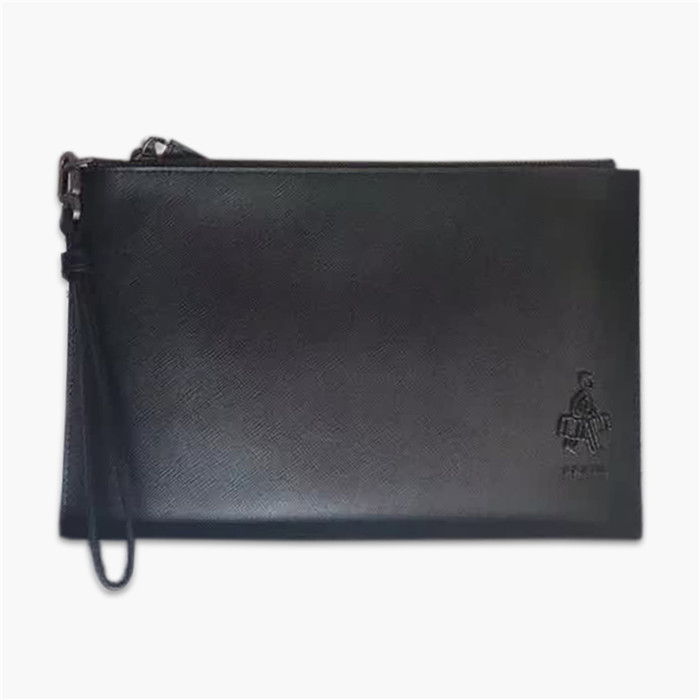 【原版皮】普拉达/Prada 男士手包,选用十字纹小牛皮裁制而成,边角点缀同色小公仔徽标,尽显高档时尚,低调而又奢华,款号:2NG005