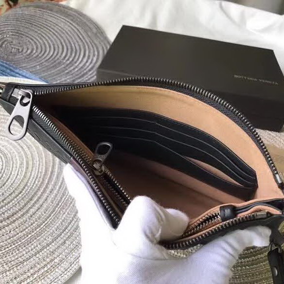 【原版皮】宝缇嘉/Bottega Veneta 手包,经典爆款,选用打蜡牛皮裁制而成,点缀刺绣格纹图案,款号:30629