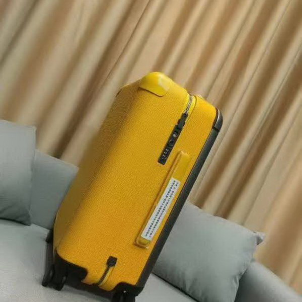 路易威登/LV 旅行箱,釆用经典水波纹系列,变色皮,铝制宽拉杆时尚大气,独特设计理念,时尚潮流,众多明星同款