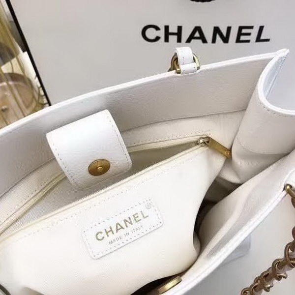 【原版皮】香奈儿/Chanel 大Logo全皮购物包,实用型设计理念,进口小牛皮,大容量,日常上班A4文件妥妥的,大小正好款式也不挑服装 ,休闲,裙装都可轻松驾驭,款号: AS1945