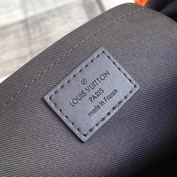 【原版皮】路易威登/LV nano Keeoall 枕头包,以Monogram帆布为袋身,装饰了公仔图案,男女都可以背额款,酷酷帅帅的,款号:M45652