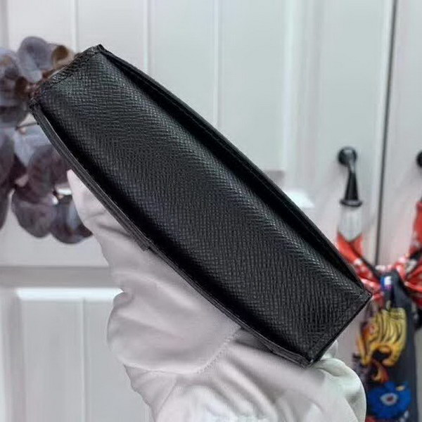 【原版皮】路易威登/LV 大格口袋钱夹,由Damier Graphite Pixel涂层帆布制成,以像素形式演绎经典Damier棋盘格图案,凸显未来感,集各种口袋与信用卡槽于一身,小巧又实用的多功能,款号:N63144