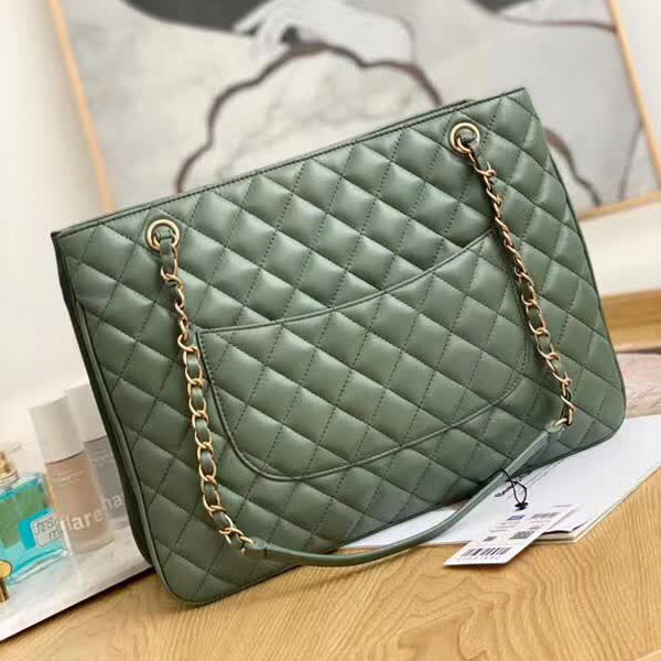 【原版皮】香奈儿/Chanel 购物袋,明星贵妇们的最佳新宠,小香棱格概念,皮链袋,双C标志,一眼钟情,采用进口小羊皮,柔软细腻,皮质独特,纹络更显高档质感,款号:57030