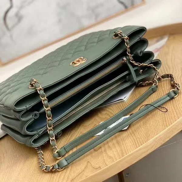 【原版皮】香奈儿/Chanel 购物袋,明星贵妇们的最佳新宠,小香棱格概念,皮链袋,双C标志,一眼钟情,采用进口小羊皮,柔软细腻,皮质独特,纹络更显高档质感,款号:57030