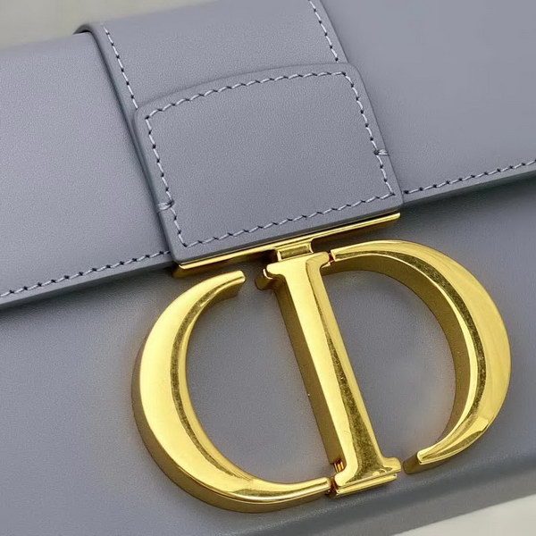 【原版皮】迪奥/Dior 30Montaigne Mini Box全皮系列,极简,高级的,带着随性的慵懒感觉,虽然说是小号,容量也是很能打的,上身无敌好看,款号:M9204