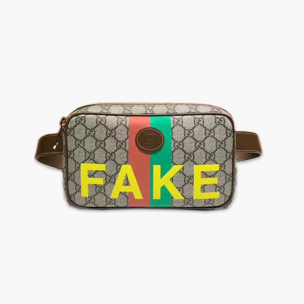【原版皮】古驰/Gucci 印花腰包,经典GG Supreme高级人造帆布匠心制成,点缀Fake和Not词语印花,在品牌标志性元素中注入诙谐意味,款号:602695
