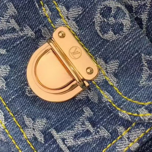 【原版皮】路易威登/LV 中古系列牛仔布手提包,选用丹宁材质铺陈Monogram图案,彰显手袋的同时囊括功能性细节,精巧点缀金色金属件,款号:M95050