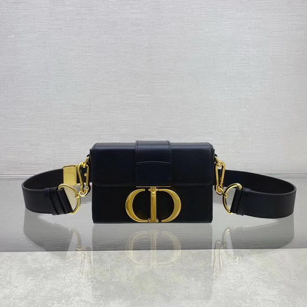 【原版皮】迪奥/Dior 30Montaigne Mini Box全皮系列,极简,高级的,带着随性的慵懒感觉,虽然说是小号,容量也是很能打的,上身无敌好看,款号:M9204