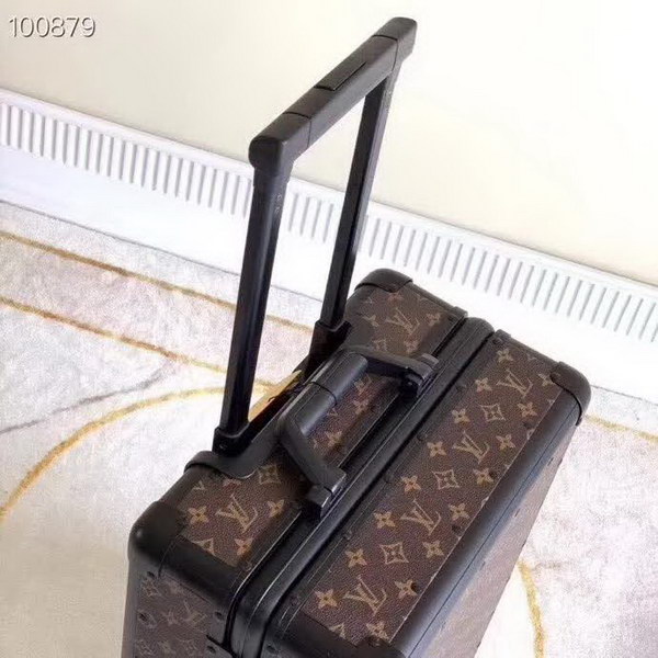 路易威登/LV 旅行箱,釆用高端PVC面料,耐磨,高档大气的LOGO,独特设计理念,趣味横生,时尚潮流,复古风格与完美工艺,二者结合