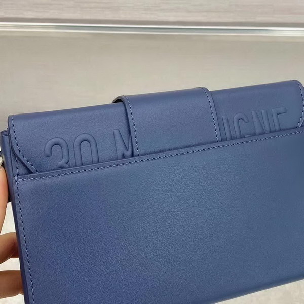 【原版皮】迪奥/Dior 30Montaigne Mini Box全皮系列,极简,高级的,带着随性的慵懒感觉,虽然说是小号,容量也是很能打的,上身无敌好看,款号:M9204