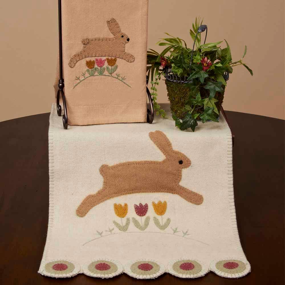 Raghu Hippity Hop Table Runner