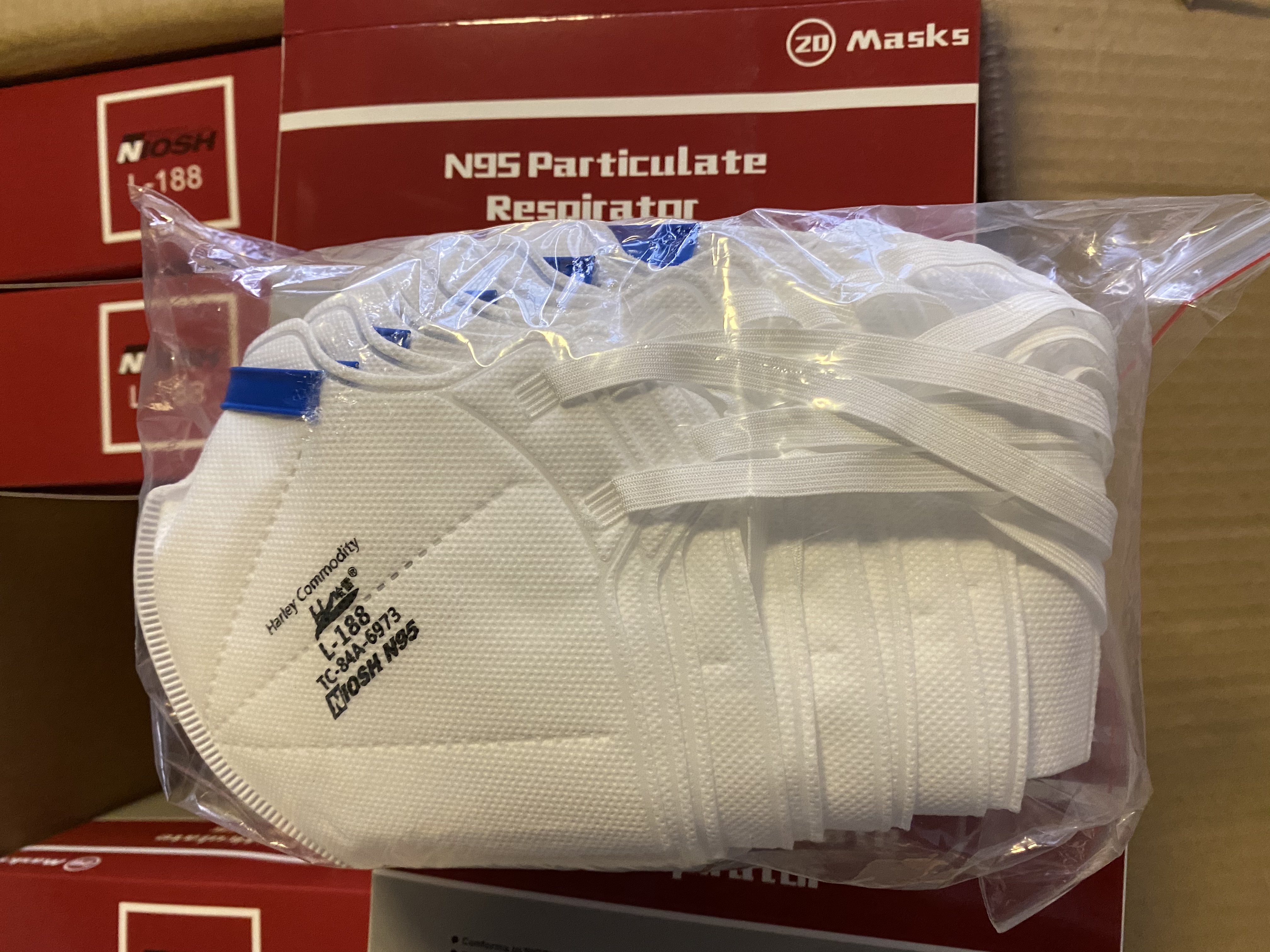 NIOSH N95 Face Mask Particulate Respirator White, Set of 20 PCS In Box